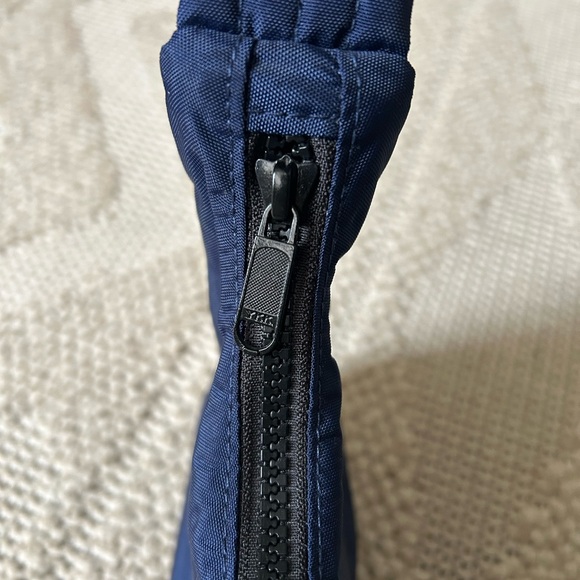 BAGGU Mini Nylon Shoulder Bag in Navy - Picture 4 of 5